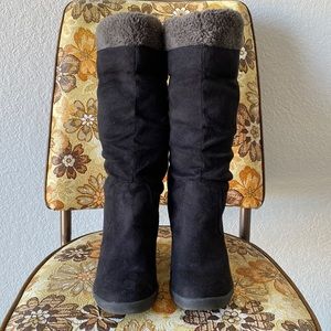 Roxy Wedge Boots